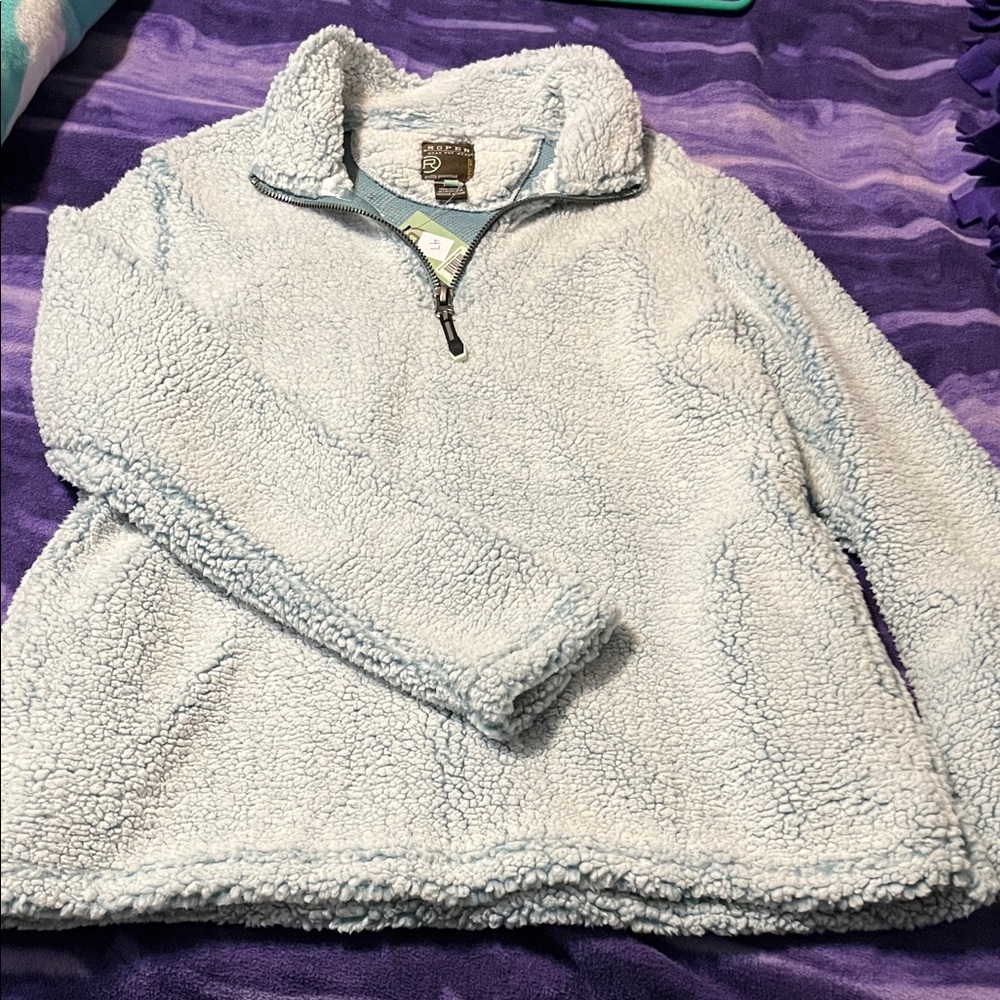 Roper women’s pullover